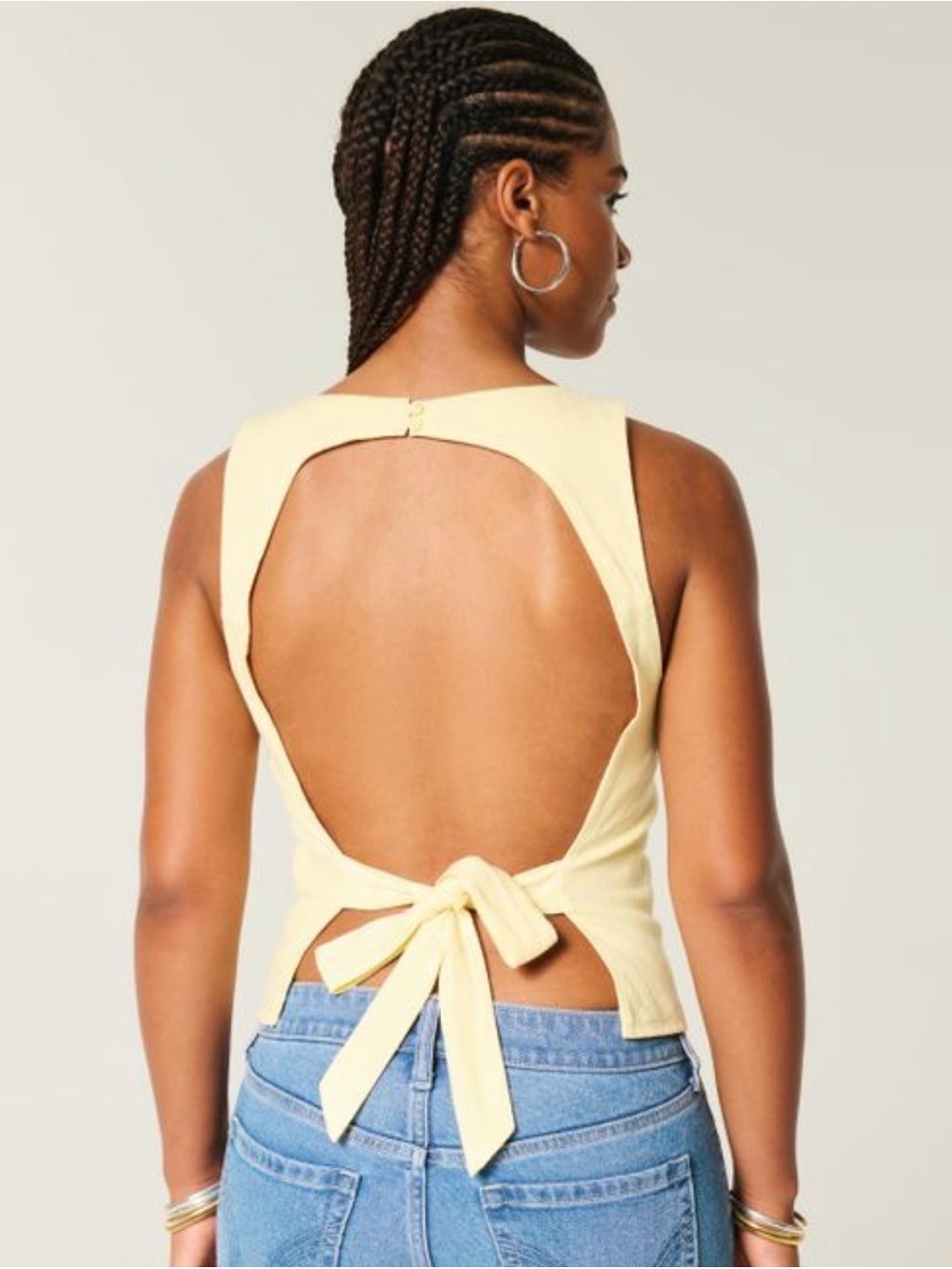 NWT Hollister Pale Yellow Sleeveless Cutout Tank Top - Picture 3 of 9